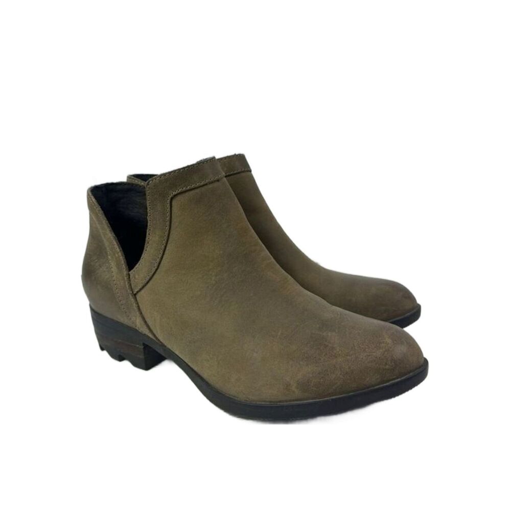 Sorel Lola Cut-Out Leather Waterproof Women’s Ankle Boots